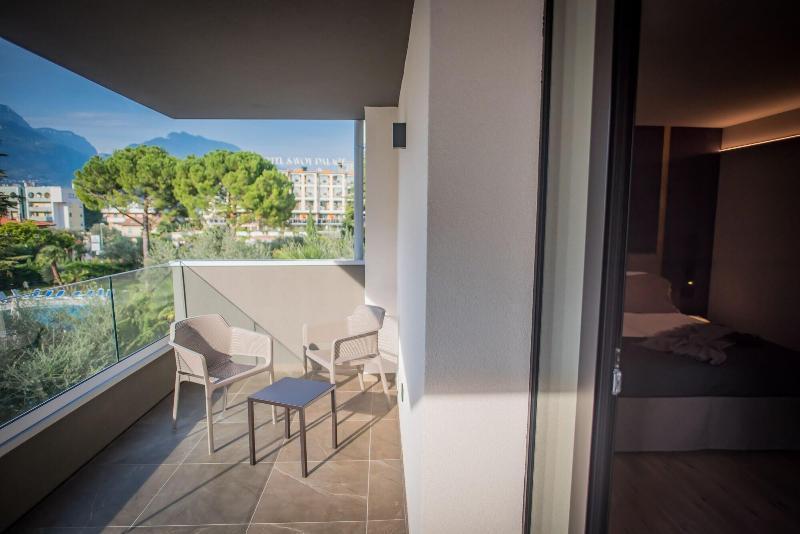 Hotel Villa Enrica Riva del Garda Luaran gambar