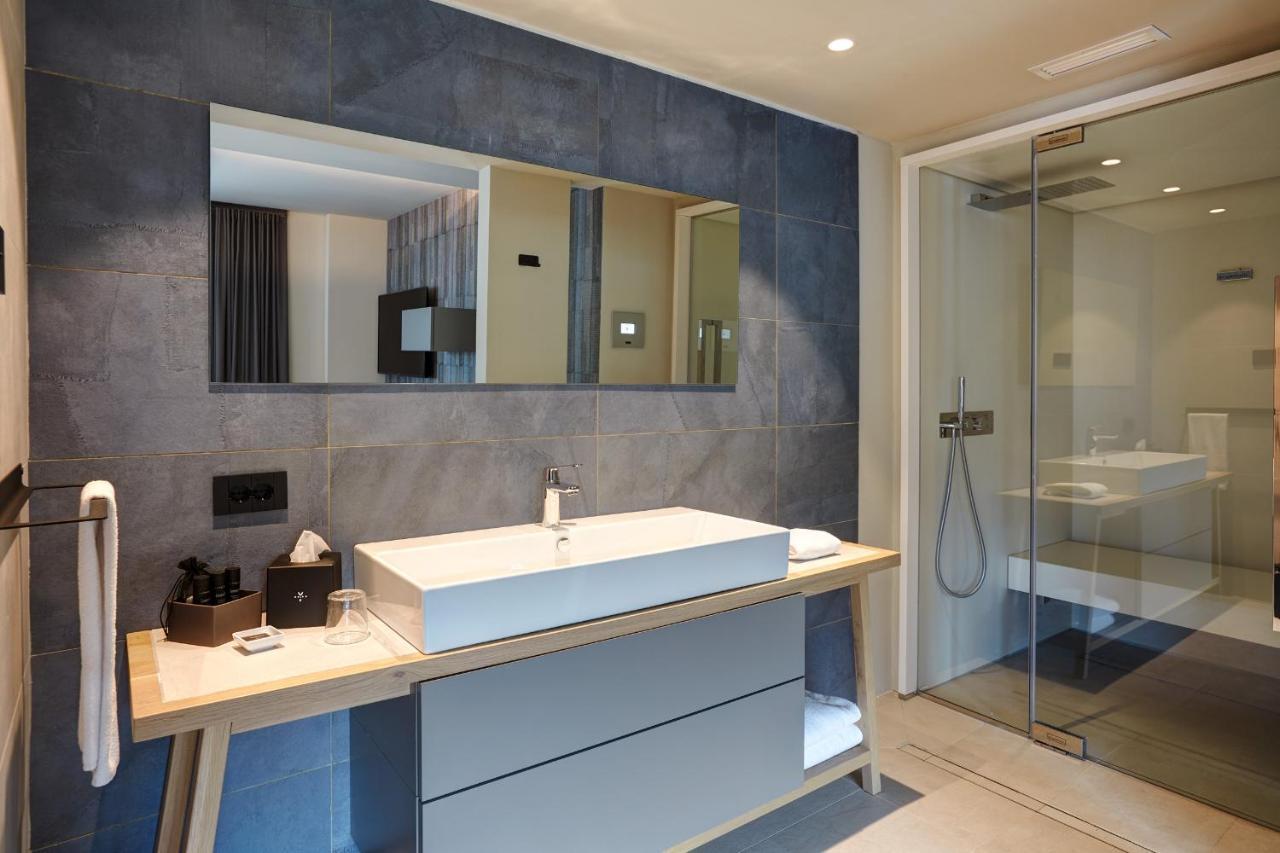Hotel Villa Enrica Riva del Garda Luaran gambar